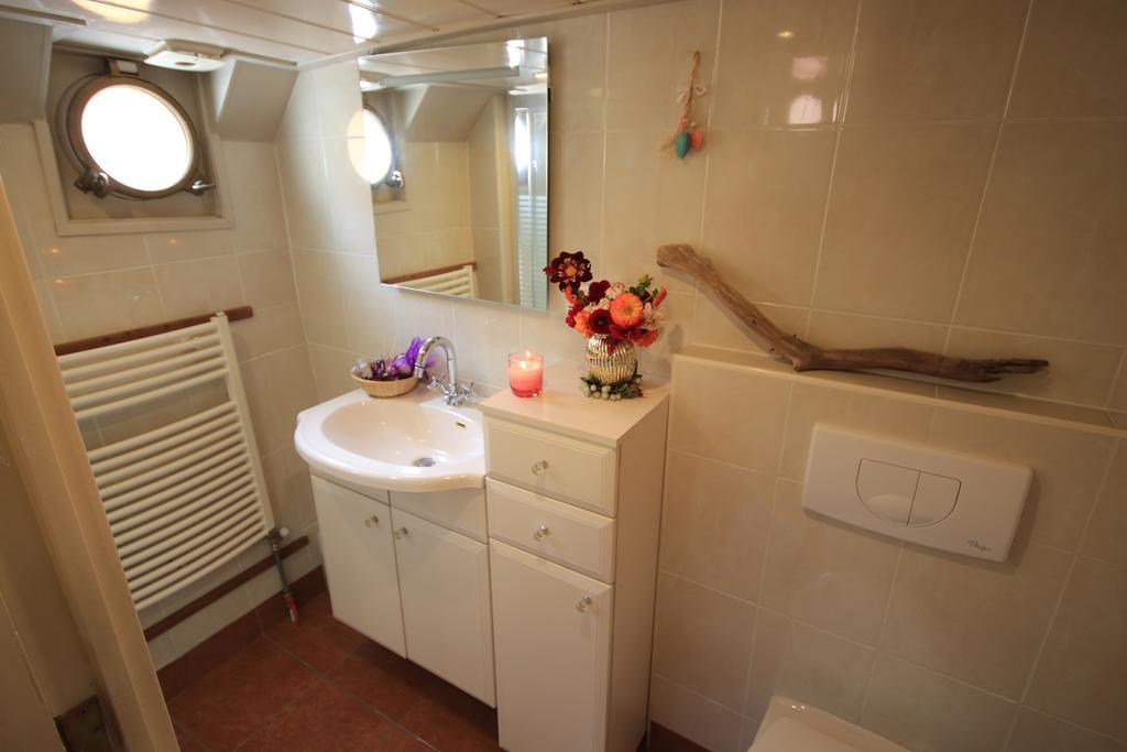 Deo Annuente Villa Enkhuizen Bagian luar foto
